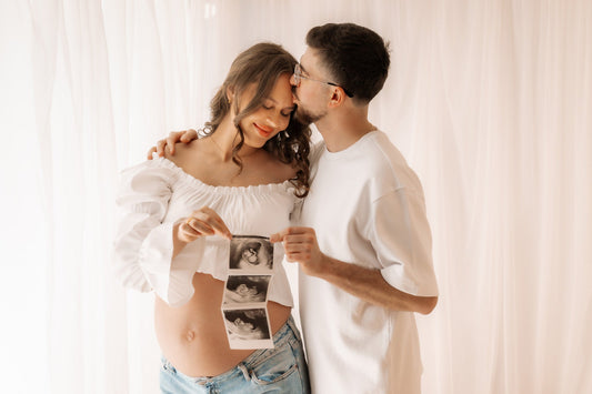When Is The Best Time To Book A Maternity Photoshoot in Surrey?
